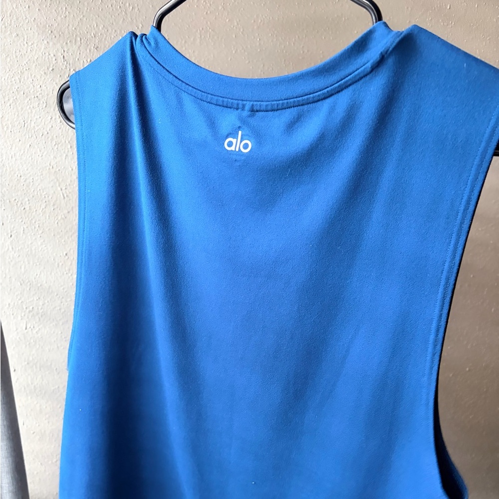 Alo, Mens Medium, Conquer Muscle Top, Blue